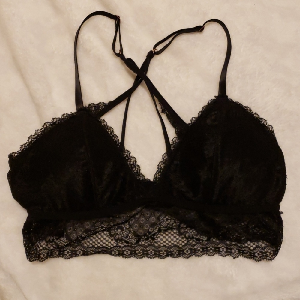 LG danskin crisscross back lace bralette